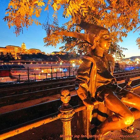 Gozsdu Dream Luxury 3 Double Bed Centre Apartament *