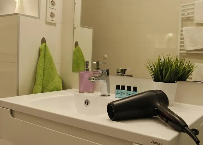 Апартаменты Gozsdu Dream Luxury 3 Double Bed Centre Будапешт