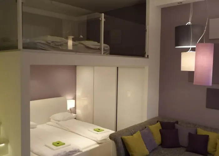 Gozsdu Dream Luxury 3 Double Bed Centre