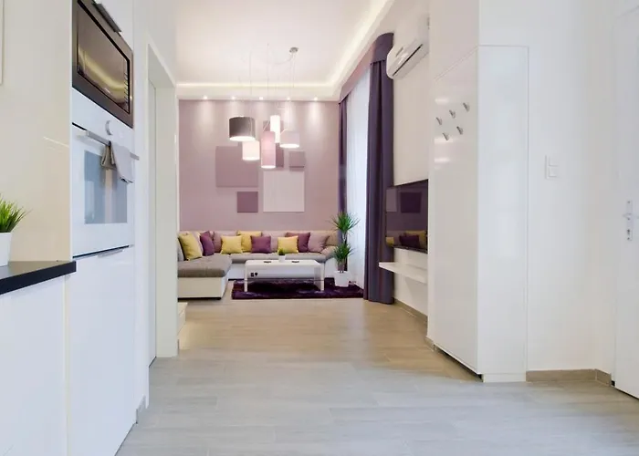 Апартаменты Gozsdu Dream Luxury 3 Double Bed Centre *